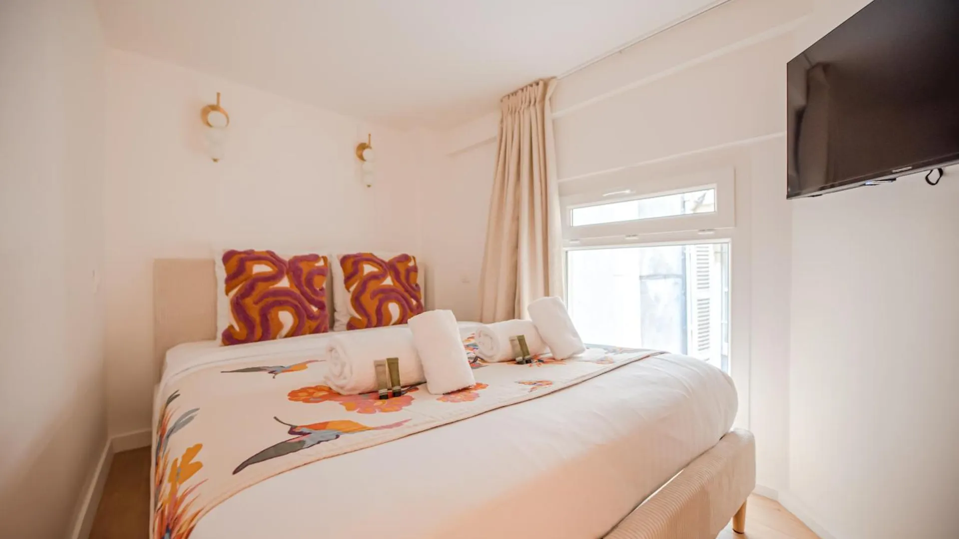 Cia - Cozy Flat Palais Royal, Louvre Apartment Paris France